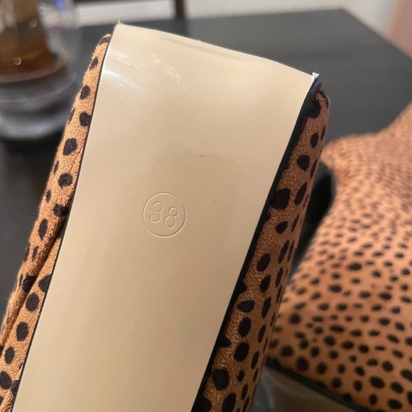 Stiletto Leopard print suede platform boots! These are super sexy! Size 38/7.5 - Picture 12 of 16